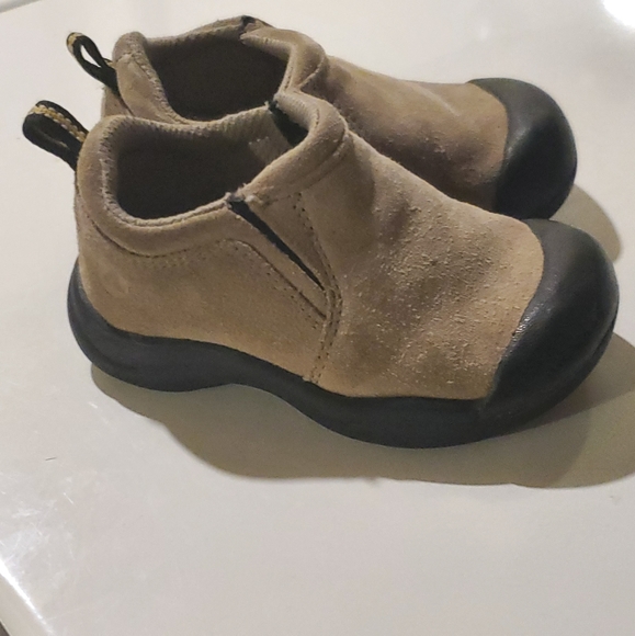 Airwalk shoes - Picture 2 of 3